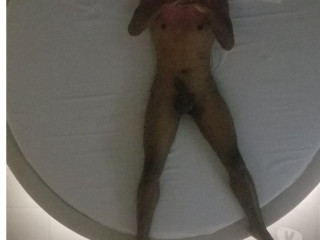 moreno-jovem-e-discreto-experiente-com-casais-sama-de-qualidade-em-distrito-federalsamambaia-em-distrito-federalsamambaia