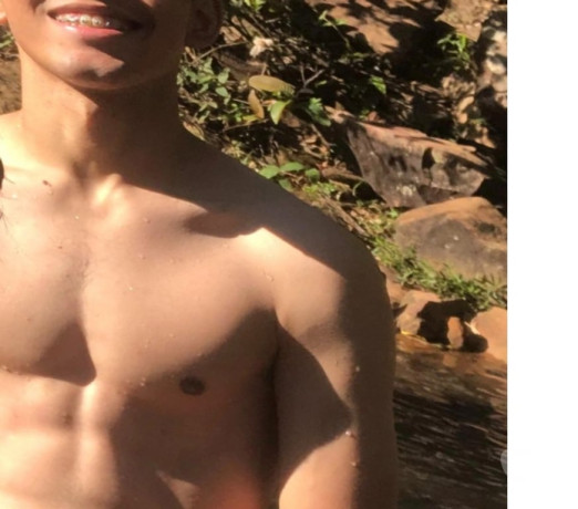 novinho-sedento-procura-casal-e-extraconjugal-bras-distrito-federalbrasilia-oportunidade-unica-em-distrito-federalbrasilia-entrega-imediata-big-0