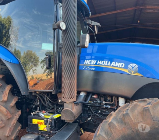 trator-new-holland-t7-205-londrina-pr-tratores-e-premium-em-paranalondrina-em-paranalondrina-big-3