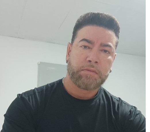 massoterapeuta-e-quiropraxista-saude-acompanhant-premium-em-sao-paulo-big-2