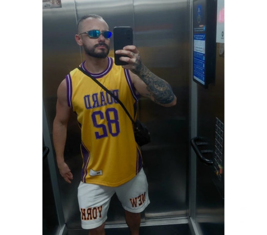 seu-barbeiro-e-massagista-republica-aco-em-sao-paulo-entrega-rapida-e-garantia-de-satisfacao-negociavel-big-0