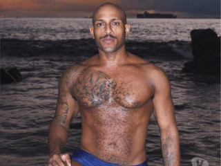 massagista-gigante-jardim-armacao-acompanhantes-em-bahiasalvador-jardim-atendimento-personalizado-e-especializado-em-bahiasalvador-jardim