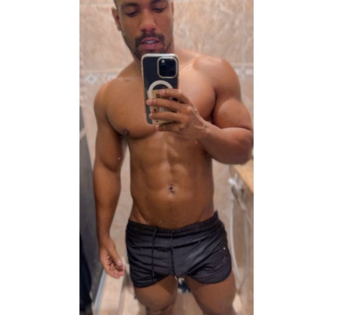 leo-massoterapeuta-profissional-centro-acompanha-de-qualidade-em-rio-de-big-4