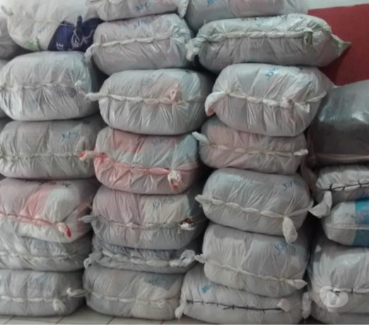 300-pecas-roupas-usadas-para-brechos-balsas-ma-r-premium-em-maranhaobalsas-r-39000-em-maranhaobalsas-r-39000-big-4