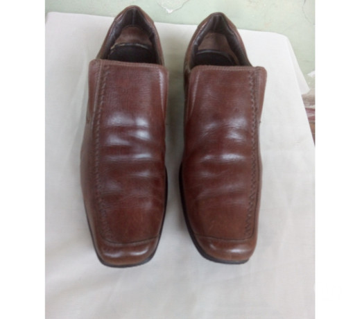 sapatos-semi-novos-numeros-disponivel-38-40-42-43-de-qualidade-em-sao-paulo-r-5000-r-5000-big-1