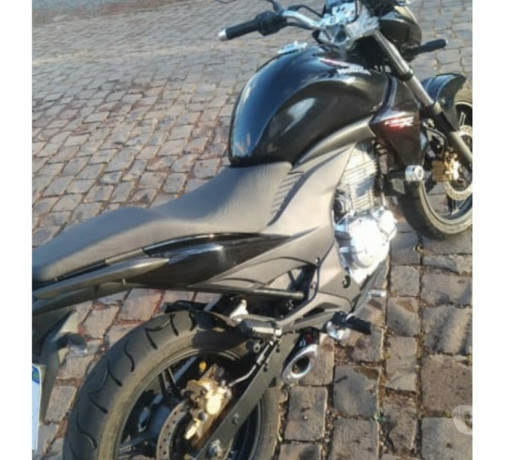 cb-300-ano-2012-completo-estado-de-moderno-lajeado-su-em-rio-grande-entrega-rapida-e-garantia-de-satisfacao-condicao-especial-big-0