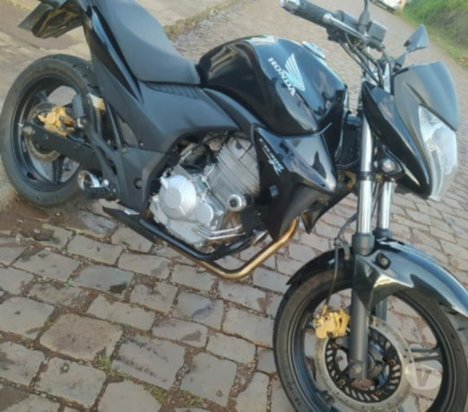 cb-300-ano-2012-completo-estado-de-moderno-lajeado-su-em-rio-grande-entrega-rapida-e-garantia-de-satisfacao-condicao-especial-big-1