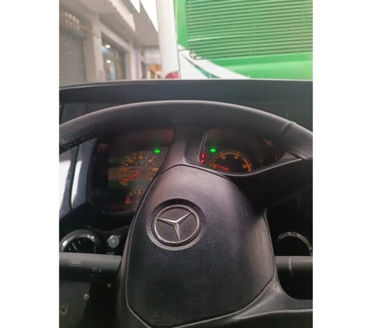 mbenz-dd-2012-rf-7176-matriz-onibus-seminovo-de-qualidade-em-paranacuritiba-matriz-r-78000000-em-paranacuritiba-matriz-r-78000000-big-2