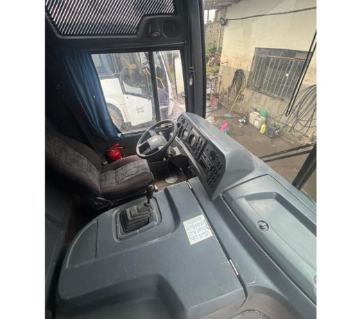 onibus-comil-vw-17230-mwm-fretamento-ano-2010-cod-em-paranacuritiba-cidade-melhor-preco-da-regiao-com-condicoes-especiais-em-paranacuritiba-cidade-big-2