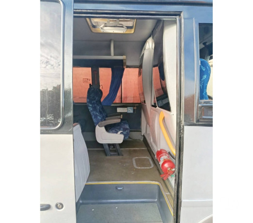 micro-onibus-volare-w-9-ano-2010-cod9999-cidade-i-paranacuritiba-cidade-oportunidade-unica-em-paranacuritiba-cidade-negociavel-big-4