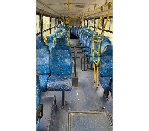 onibus-caio-apache-mbenz-of1722-ano-2005-cod100-premium-em-paranacuritiba-cidade-em-paranacuritiba-cidade-big-2