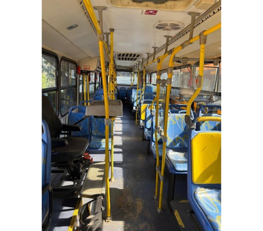 onibus-urbano-com-ar-de-teto-vw-17230-ano-2015-cod-em-paranacuritiba-cidade-melhor-preco-da-regiao-com-condicoes-especiais-em-paranacuritiba-cidade-big-3