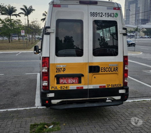 vendo-van-escolar-2013-barueri-sp-onibus-usados-premium-em-sao-paulo-condicao-especial-big-1