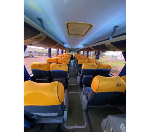 onibus-paradiso-g-6-volvo-b-9-ano-2010-cod10027-c-premium-em-paranacuritiba-cidade-em-paranacuritiba-cidade-big-2