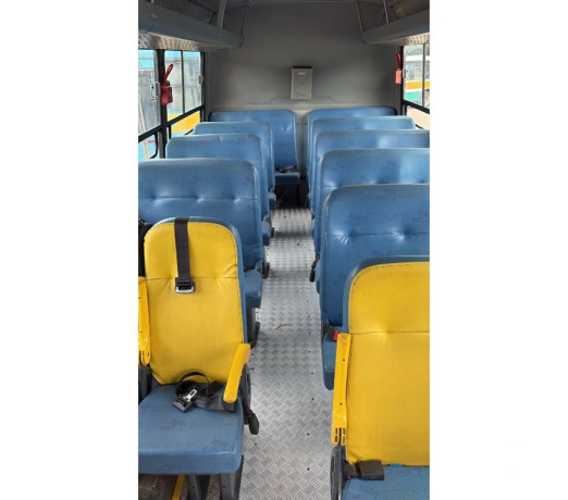 micro-onibus-caminho-da-escola-iveco-ano-2019-cod-de-qualidade-em-paranacuritiba-cidade-em-paranacuritiba-cidade-negociavel-big-3
