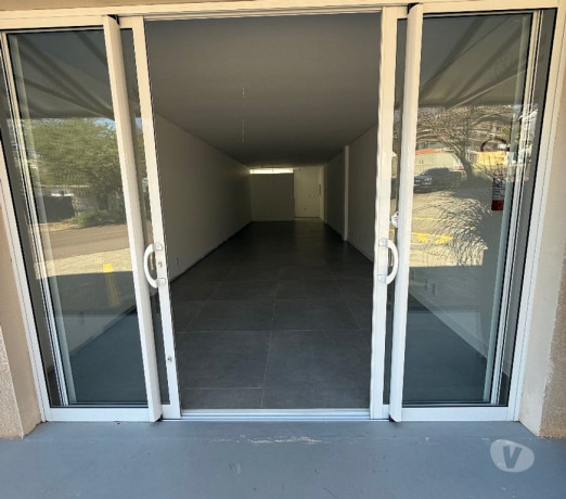 sala-comercial-terrea-central-com-estacionamento-c-em-paranacascavel-diferenciado-garantida-com-otimo-custo-beneficio-r-290000-em-paranacascavel-r-290000-big-1