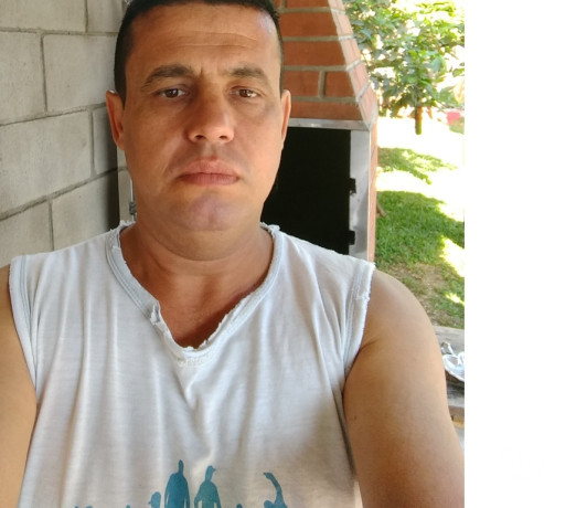 procuro-uma-esposa-com-aquele-algo-a-mais-pinheiri-de-qualidade-em-paranacuritiba-pinheirinho-em-paranacuritiba-pinheirinho-big-0