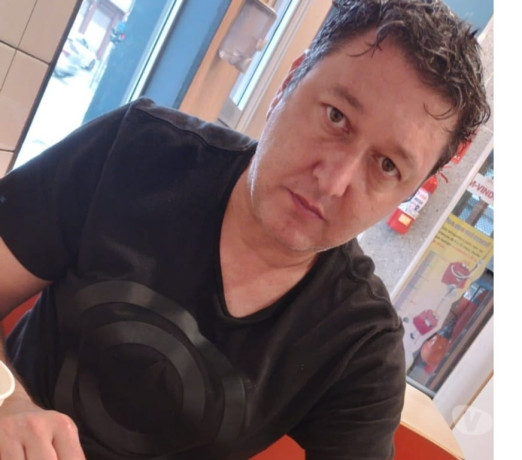 procuro-uma-linda-mulher-bras-homens-procuram-mu-em-sao-paulo-produtoservico-com-certificacao-de-diferenciado-big-0