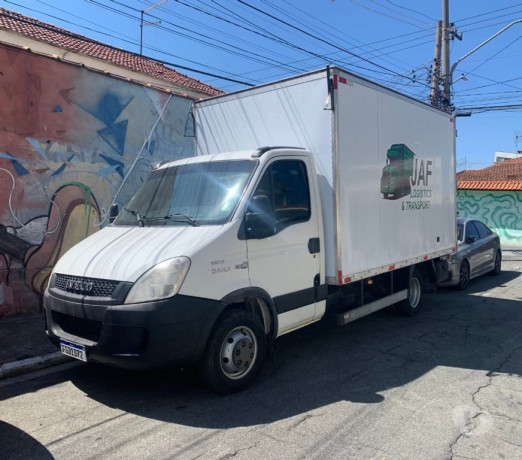 iveco-daily-55c17c-jacana-caminhoes-usados-a-ven-de-selecionado-em-sao-paulo-entrega-imediata-big-0