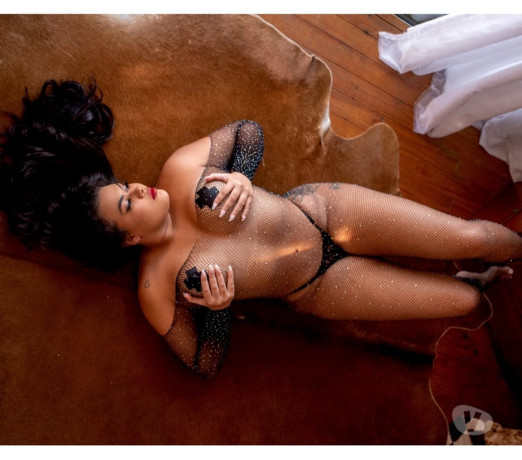 acompanhantes-ingleses-de-premium-em-santa-catarinaflorianopolis-em-santa-catarinaflorianopolis-big-4