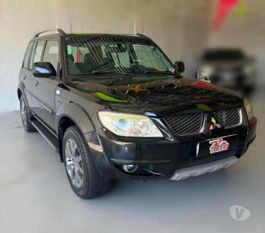 pajero-tr4-20-flex-automatica-2014-sao-jose-dos-c-em-sao-paulo-melhor-preco-da-regiao-com-condicoes-especiais-r-5890000-r-5890000-big-0