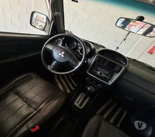 pajero-tr4-20-flex-automatica-2014-sao-jose-dos-c-em-sao-paulo-melhor-preco-da-regiao-com-condicoes-especiais-r-5890000-r-5890000-big-4