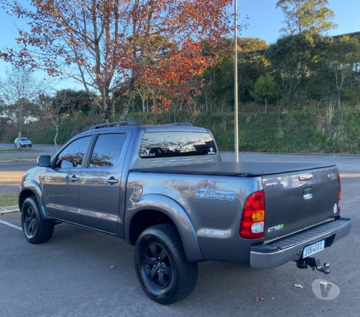 hiluxhilux-srv-30-turbo-diesel-tracao-4x4-cambio-de-selecionado-em-rio-grande-negociavel-big-2
