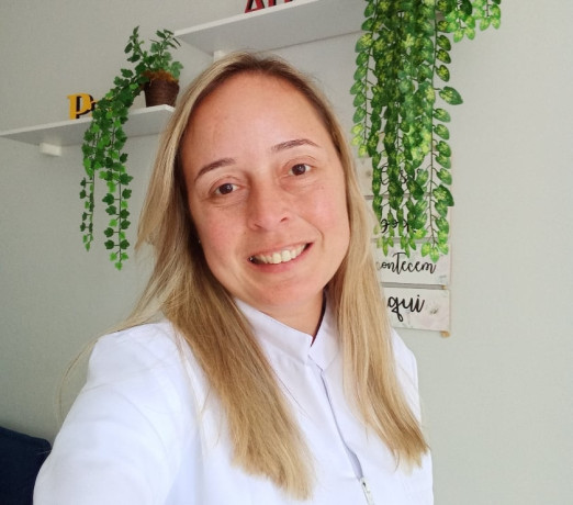 daniele-massoterapeuta-centro-massagem-e-drenag-premium-em-rio-de-big-4