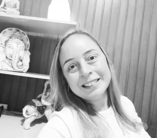 daniele-massoterapeuta-centro-massagem-e-drenag-premium-em-rio-de-big-1