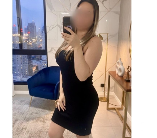 fernanda-massoterapeuta-e-depiladora-matriz-mass-premium-em-paranacuritiba-matriz-em-paranacuritiba-matriz-big-0