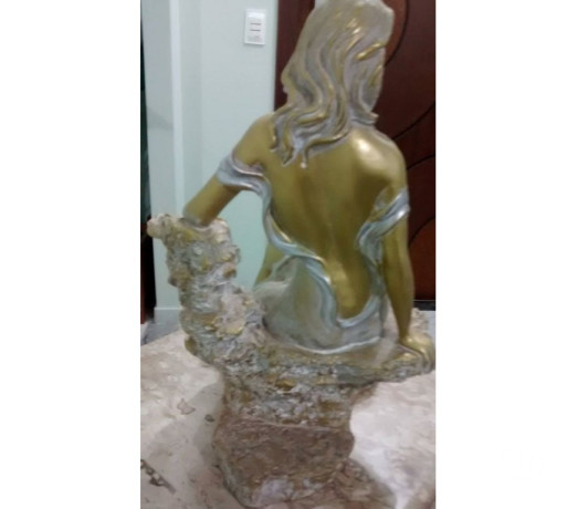 estatueta-exclusiva-mulher-observando-ponta-grossa-em-paranaponta-grossa-selecionado-garantida-com-otimo-custo-beneficio-r-120000-em-paranaponta-grossa-r-120000-garantia-big-2