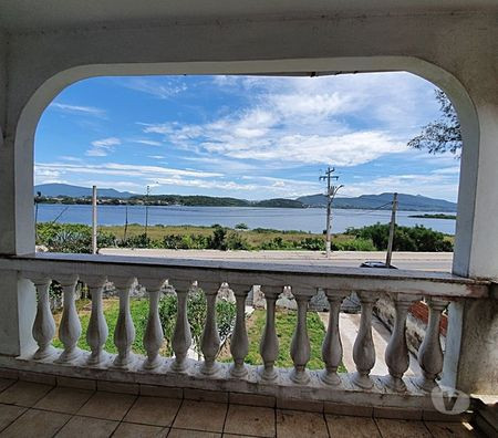 casa-cmezanino-varandas-com-vista-da-praia-e-lag-de-qualidade-em-rio-de-big-3