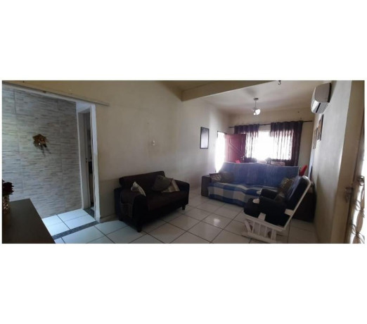 otima-casa-em-realengo-bangu-compra-e-disponivel-de-de-qualidade-em-rio-de-big-0