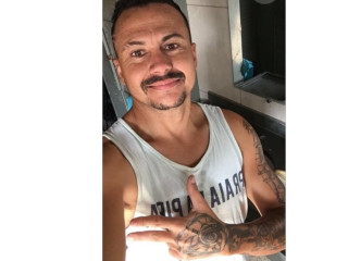 garoto-magro-corpo-atletico-cheiroso-uberlandia-mg-premium-em-minas-geraisuberlandia-em-minas-geraisuberlandia